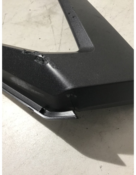 Cache latéral droit HONDA FORZA 125 - 2021 - 64550-K1B-T000