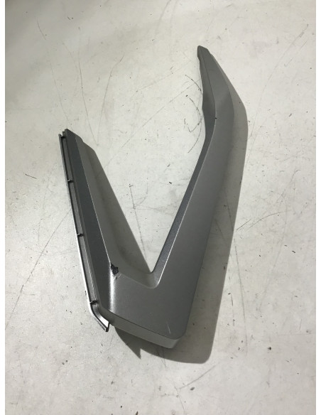 Cache latéral avant droit HONDA FORZA 125 - 2021 - 64550-K1B-T000