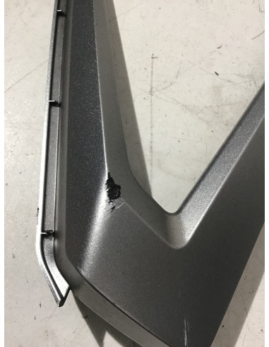 Cache latéral avant droit HONDA FORZA 125 - 2021 - 64550-K1B-T000