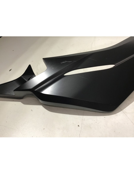 Bas de caisse droit HONDA FORZA 125 - 2018/2020 - 64433-K0B-T000