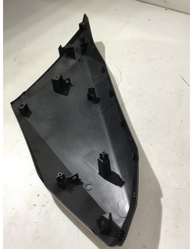 Flanc de selle droit HONDA X-ADV 350 - 2022 - 83500-K2L-D000