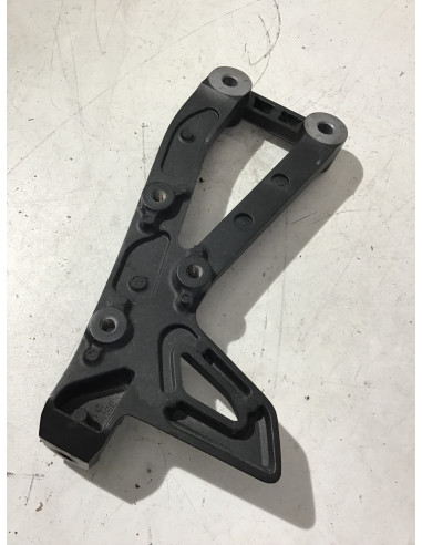 Platine repose-pied arrière droit YAMAHA MT09 TRACER 900 - 2021/2024 -