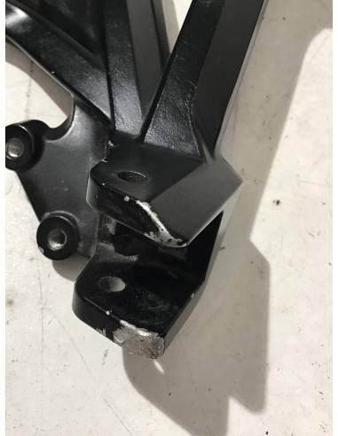 Platine repose-pied arrière droit HONDA AFRICA TWIN 1000 - 2016/2019 -