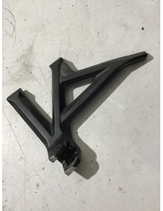 Platine repose-pied arrière gauche HONDA AFRICA TWIN 1100 - 2020/2023 - Occasion