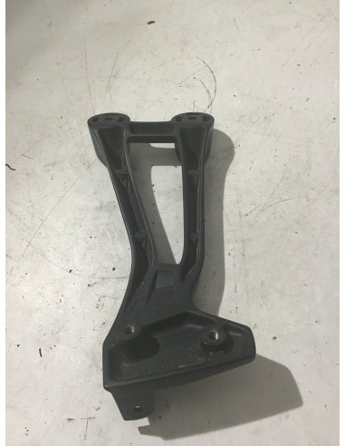 Platine repose-pied droit YAMAHA MT07 TRACER 700 - 2022 - B4T-742L