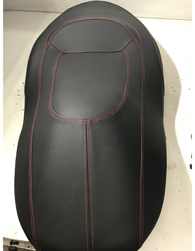 Selle YAMAHA X-MAX 125- 2010/2013 - 37P-F4730-00 État Neuf