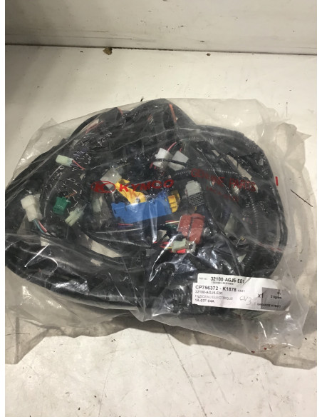Faisceau électrique KYMCO AK 550 cv3 - 2023/2024 - 32100-AGJ5-E01 Occasion Faisceau électrique KYMCO AK 550 cv3 - 2023/2024 - 32100-AGJ5-E01 Occasion