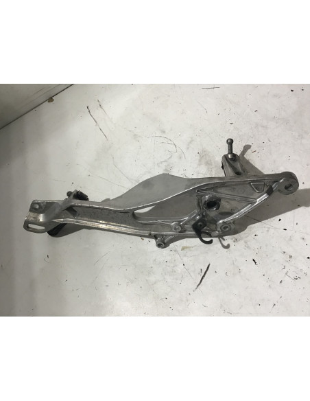 Platine repose-pied droit YAMAHA TDM 900 - 2002/2014 -