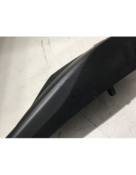 Flanc de selle droit HONDA FORZA 350 - 2021 - 83500-K1B-T000