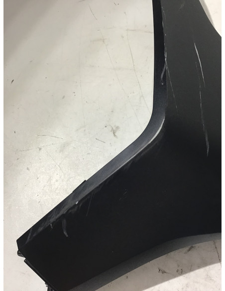 Bas de caisse gauche HONDA PCX 125 - 2024/2025 - 64432-K1Y-DC00