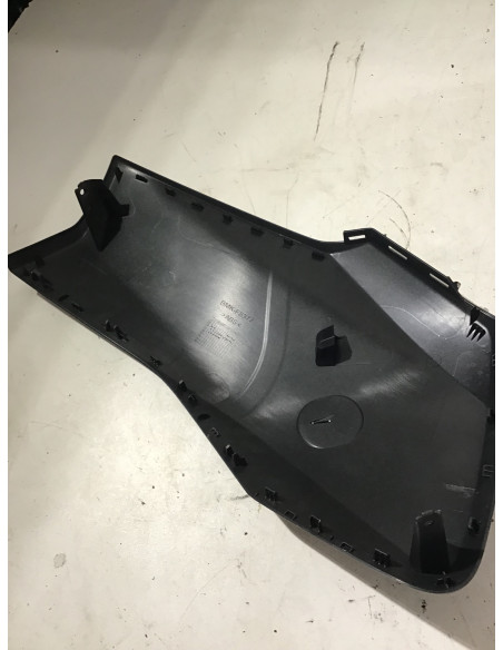 Cache latéral droit YAMAHA X-MAX 125 - 2023 - BMK-F8377