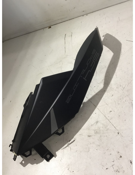 Flanc de selle gauche PEUGEOT SPEEDFIGHT 50 3 - 2009/2015 - 1177235400 Occasion
