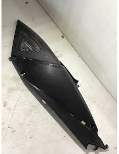 Flanc de selle gauche APRILIA SRV 850 - 2012/2014 - 674463 Occasion