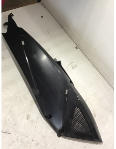 Flanc de selle droit APRILIA SRV 850 - 2012/2014 - 674464 Occasion