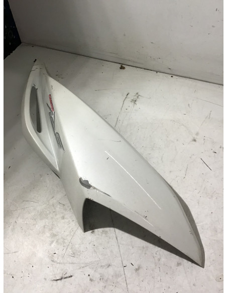 Flanc de selle gauche APRILIA SRV 850 - 2012 - 674467 Occasion