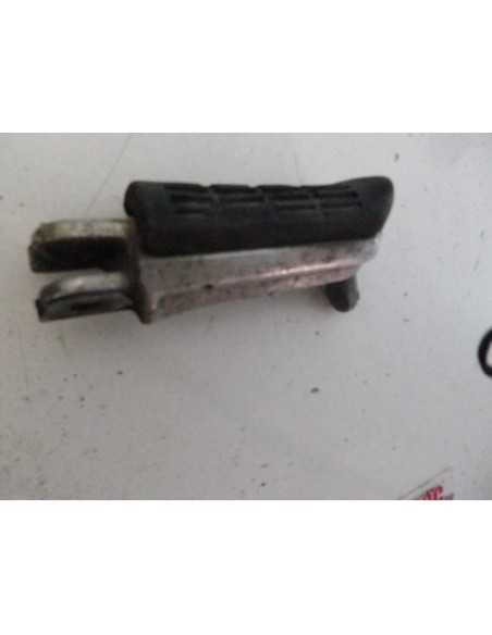 Repose-pied droit HONDA CBR F 1000 SC25A - 1997