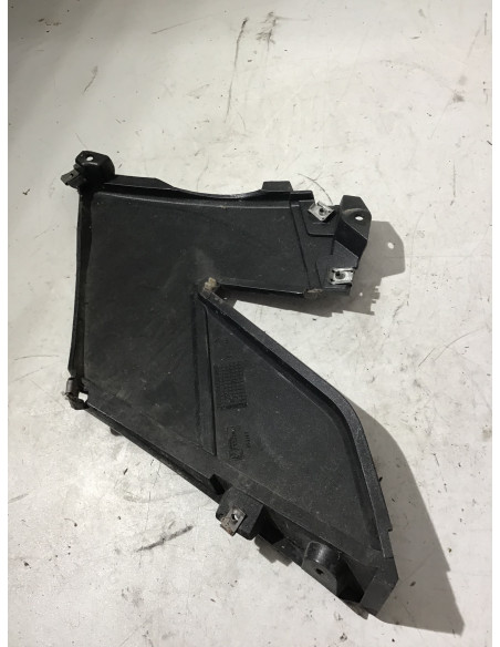 Cache divers gauche GILERA GP 800 - 2008/2017 - 653147