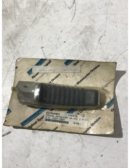 Repose-pied droit DUCATI ST 900 - 1995/1999 - État Neuf