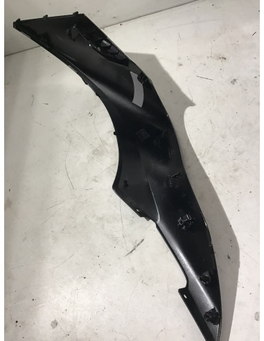Flanc de selle gauche SUZUKI HAYABUSA 1340 - 2021 -