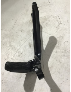 Platine repose-pied arrière gauche SUZUKI HAYABUSA 1340 - 2021 - Occasion 2