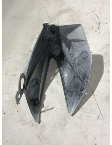 Entourage de phare droit SUZUKI GSXS 125 - 2020 - 51811-23kA