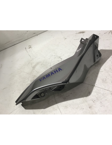 Flanc de selle arrière droit YAMAHA MT07 TRACER 700 - 2020 - BL1-F474A-00