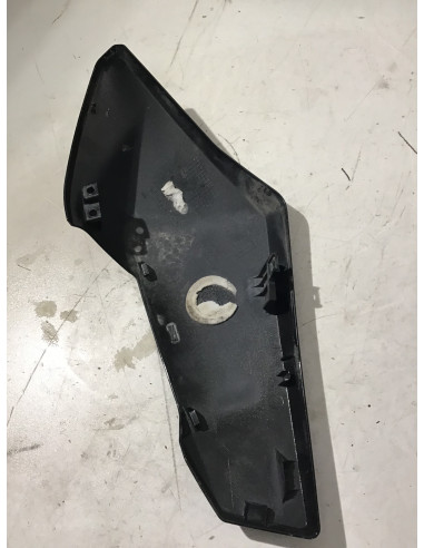 Flanc de selle gauche HONDA AFRICA TWIN 1100 - 2020/2021 - 83711-mks-e000