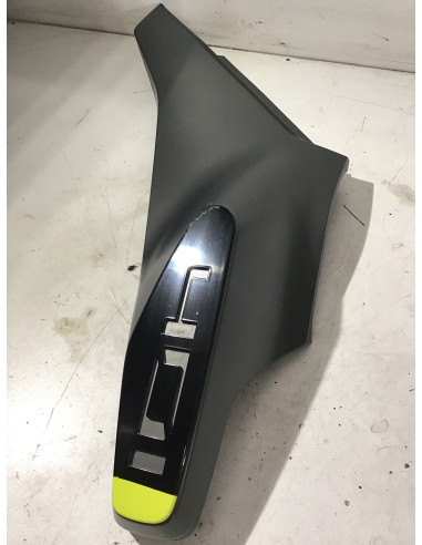 Cache latéral droit HUSQVARNA SVARTPILEN 401 - 2018/2023 -