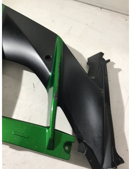 flanc de carénage droit KAWASAKI NINJA H2 SX 1000 2018/2022 55028-0826 Occasion