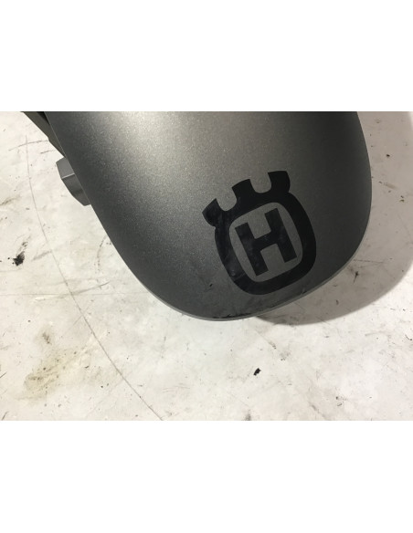 Garde boue avant HUSQVARNA SVARTPILEN 401 - 2025 - JU181470