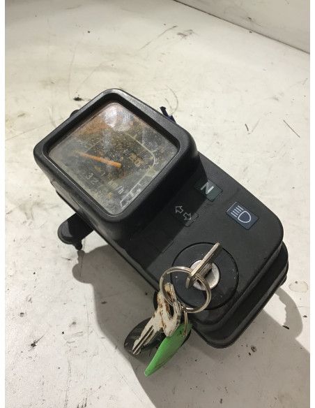 Compteur SUZUKI DR 125 - 1998/2003 - Occasion