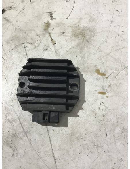 Régulateur YAMAHA YBR 125 - 2008 - SH640D-12 Occasion