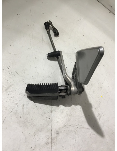 Platine repose-pied SUZUKI BANDIT 1200 - 1996/2000 - Occasion