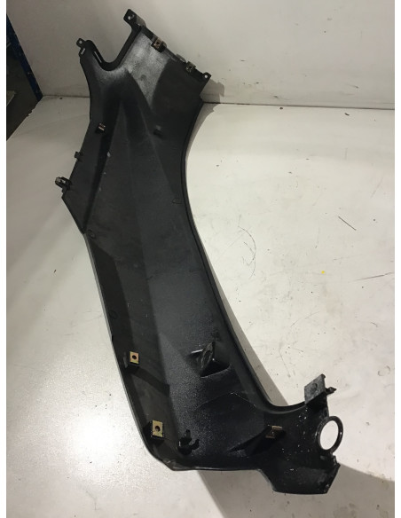 Flanc de selle droit PEUGEOT TWEET 125 - 2014/2020 -