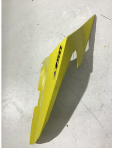 Flanc de selle droit HONDA HORNET 750 - 2023/2024 - 77241-MKP-J000 Occasion