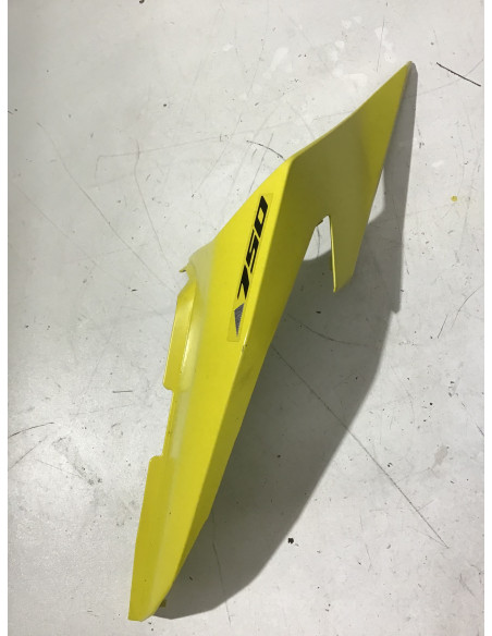 Flanc de selle droit HONDA HORNET 750 - 2023/2024 - 77241-MKP-J000 Occasion