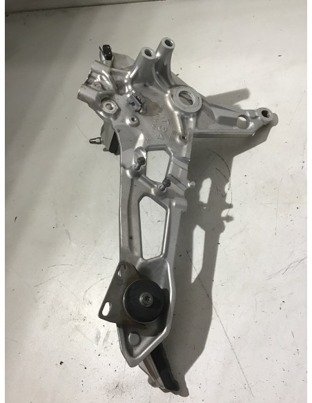 Platine repose-pied droit BMW F900R 900 F900XR - 2020/2024 -