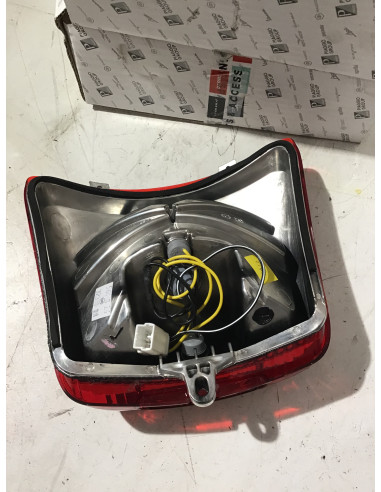 Feu arrière VESPA GTS 125 - 2010/2017 - 1D000570