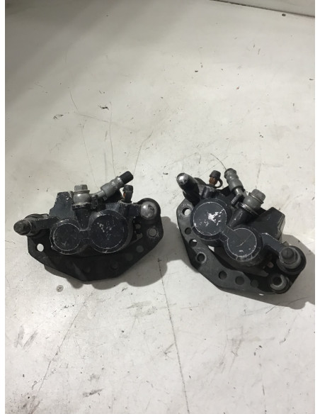 Étrier de frein (paire) avant SUZUKI GSX 1100 G - 1991 - Occasion