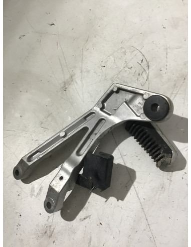 Platine repose-pied arrière gauche SUZUKI GSX 1100 G - 1991 -