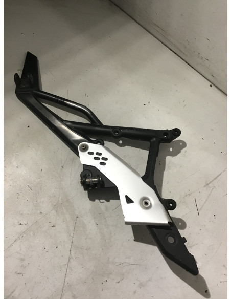 Platine repose-pied droit KAWASAKI ER6 650 - 2009/2011 - Occasion