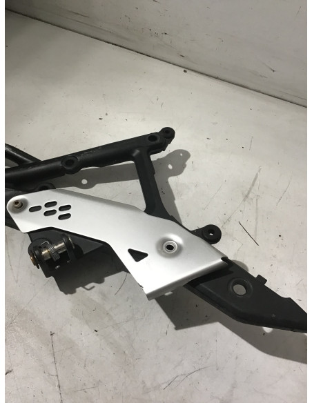 Platine repose-pied droit KAWASAKI ER6 650 - 2009/2011 -