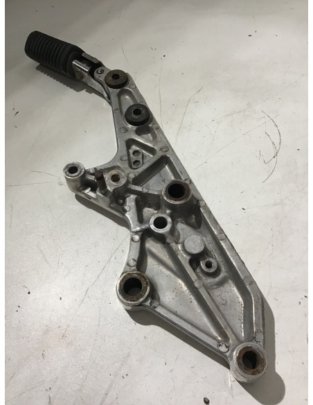 Platine repose-pied droit HONDA CB BOL D OR 900 - 1979/1983 -