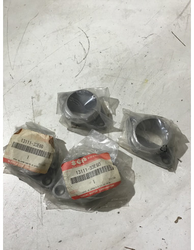 Pipe d'admission (jeu) SUZUKI GSXR 750 - 1998/1999 - 13111-33E60-000 État Neuf