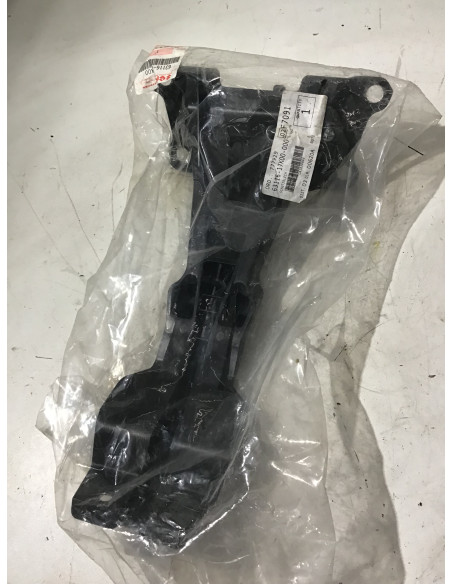 Support garde boue arrière SUZUKI GSXR 1000 - 2017/2021 - 63116-17K00 État Neuf