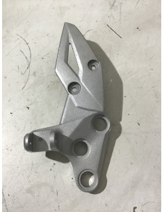 Platine repose-pied avant droit SUZUKI GSR 750 - 2011/2016 - 298876 État Neuf