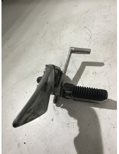 Platine repose-pied droit SUZUKI BANDIT 1200 - 1996/1999 - Occasion 2