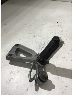 Platine repose-pied arrière droit SUZUKI BANDIT 1200 - 1996/1999 - Occasion 2