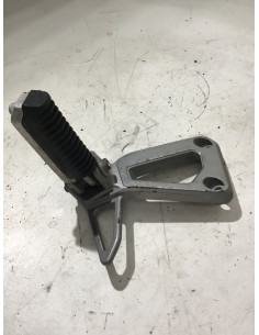 Platine repose-pied arrière gauche SUZUKI BANDIT 1200 - 1996/1999 - Occasion 2