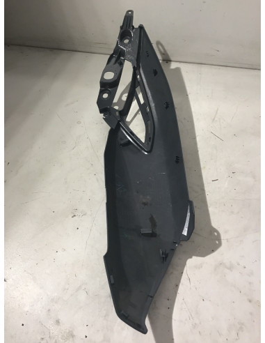 Flanc de selle droit YAMAHA N-MAX 125 - 2020/2024 - B6H-F1721-0 Occasion